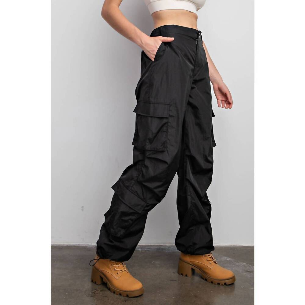 NEW RAE MODE piper parachute cargo pants in black